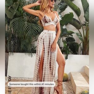 Tie dye bralette top & double slit skirt, size small never worn